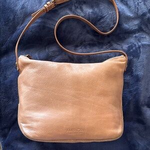 AMERICAN Leather Co. Tan Leather Crossbody Bag with Adjustable Strap